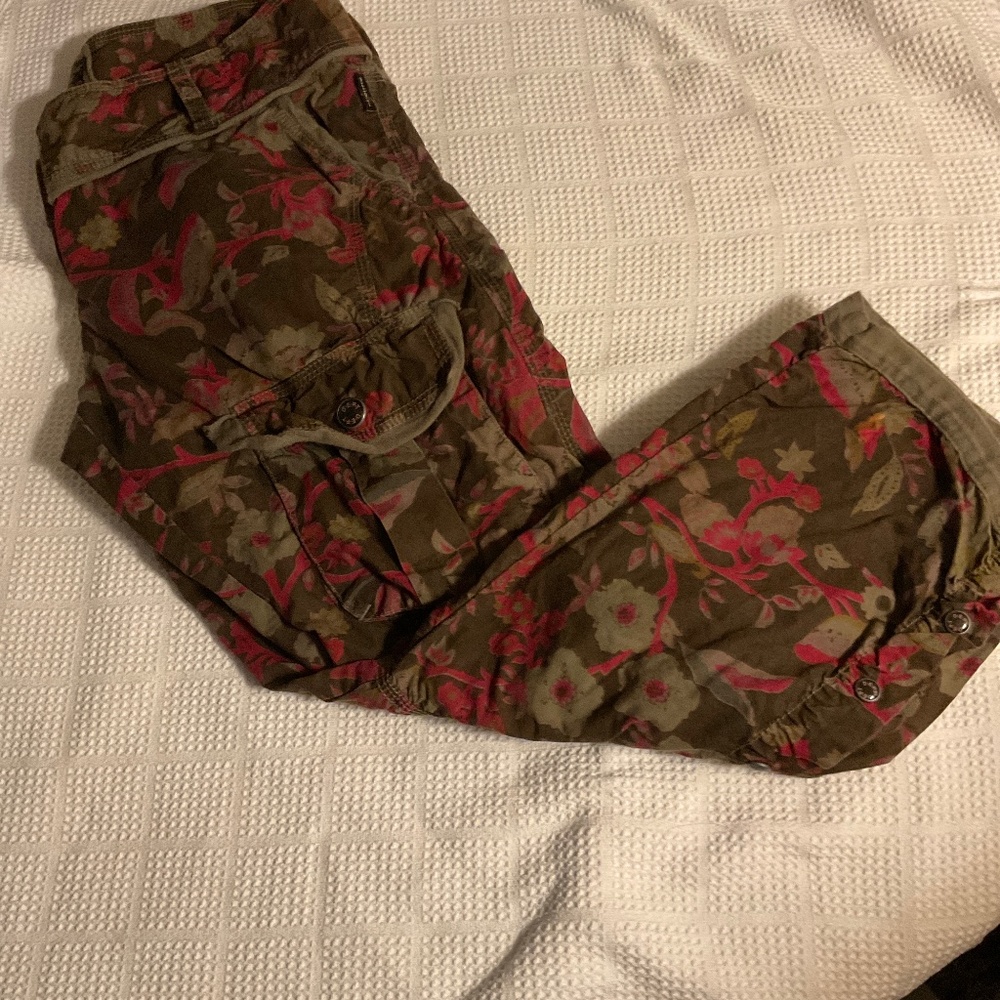 DEPT Cropped Pants in Size M